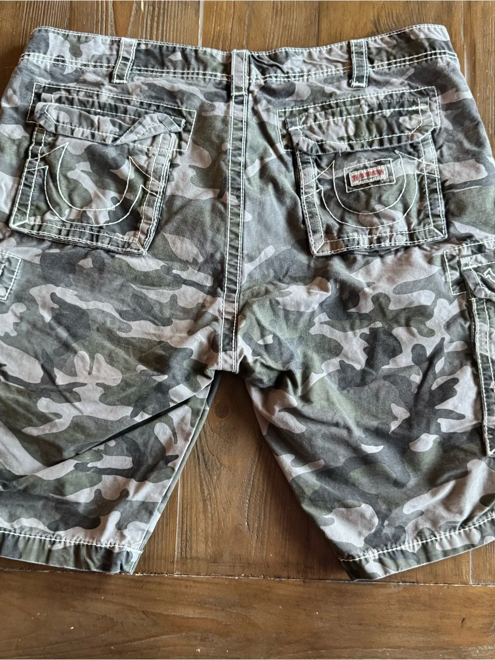 True Religion Camo Cargo Shorts Size 38